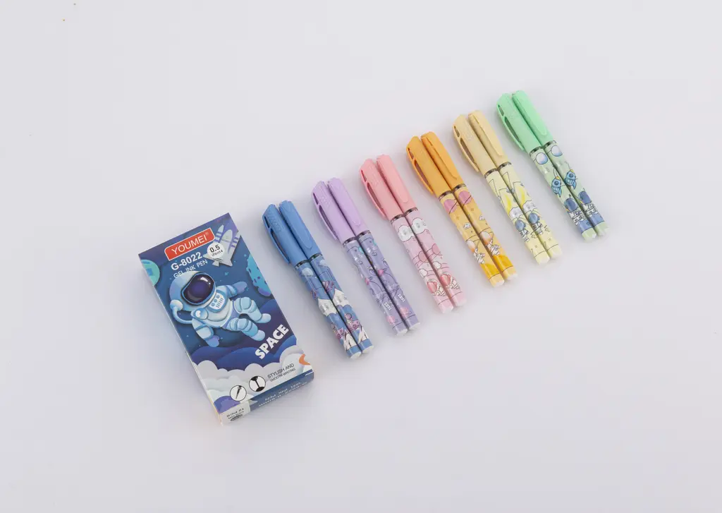 G-8022 Ballpoint Pen in Box / Flower Pattern